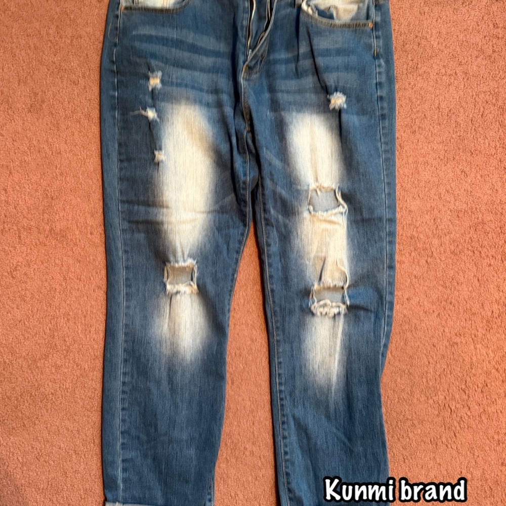 Men's Distressed Blue Jeans